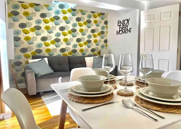 2 Bed Cottage Barnstaple North Devon Dog-Friendly!